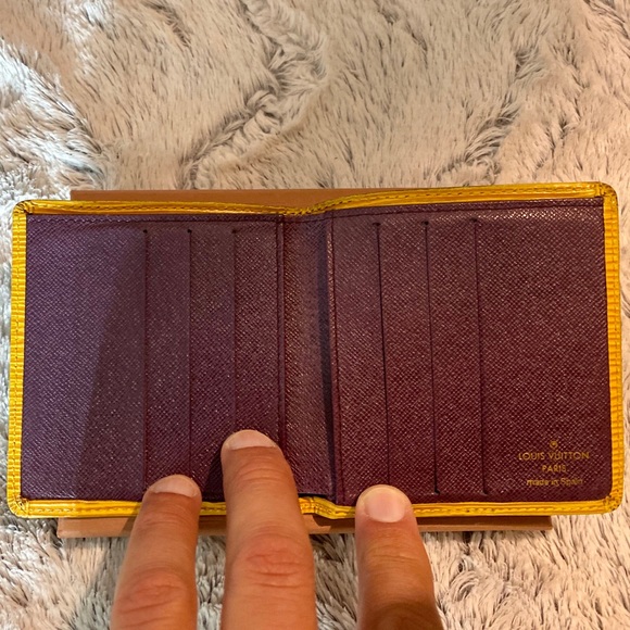 Wallet - Picture 2 of 3